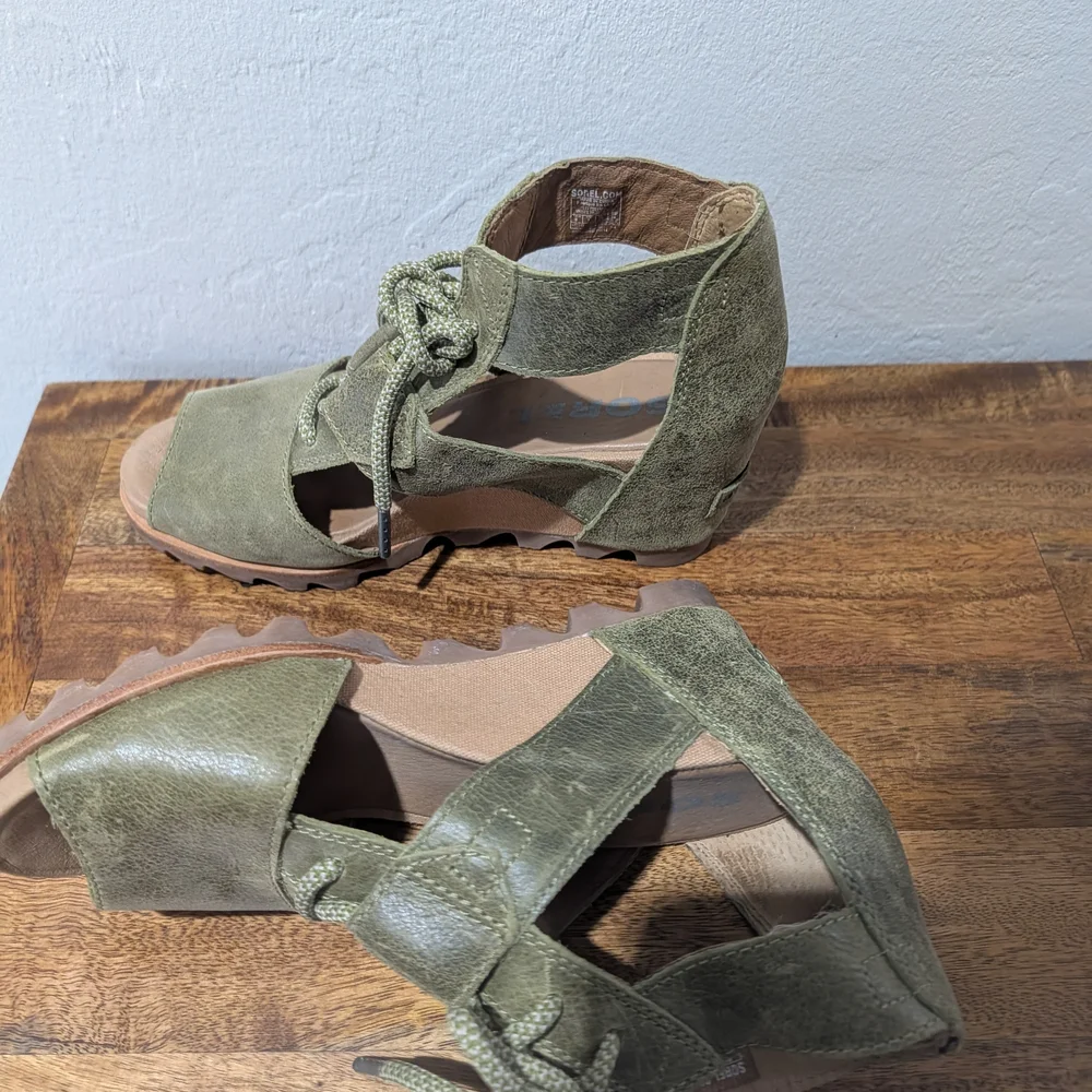 Sorel Joanie II Lace‎ Sandal Green Size 9